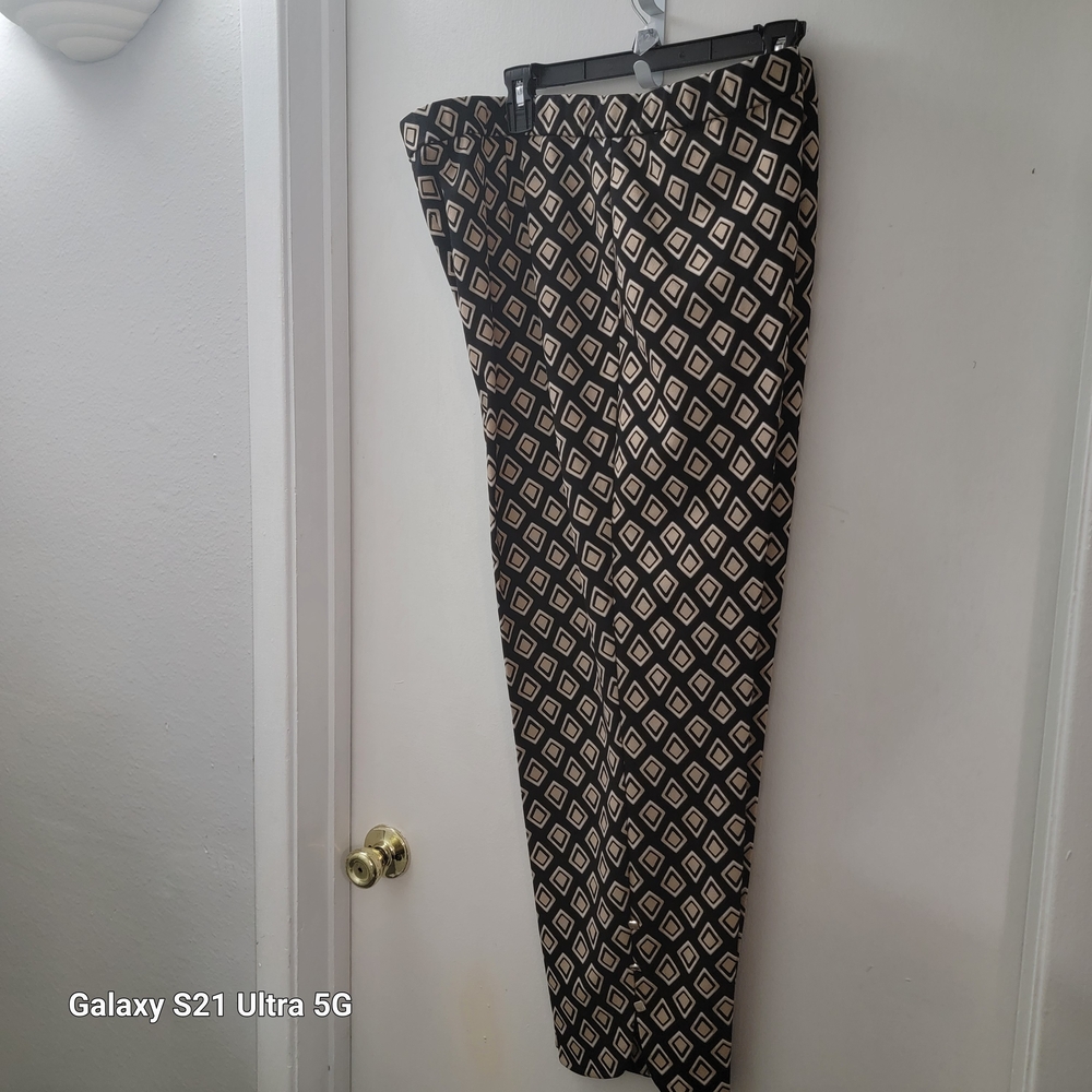 Dennis Basso Geometric Black and Cream Wide Leg Pants